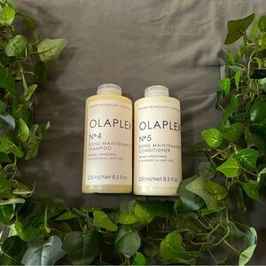 Olaplex ( original) No. 4 and No. 5
Shampoo and Conditioner
Set, 8.5oz$60